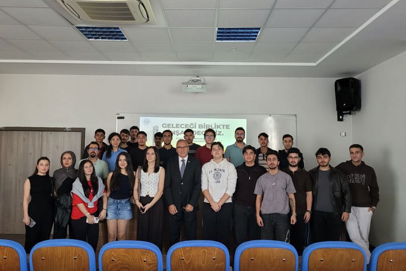 2026-2027 DÖNEMİ ORYANTASYON SUNUMU GERÇEKLEŞTİRİLDİ